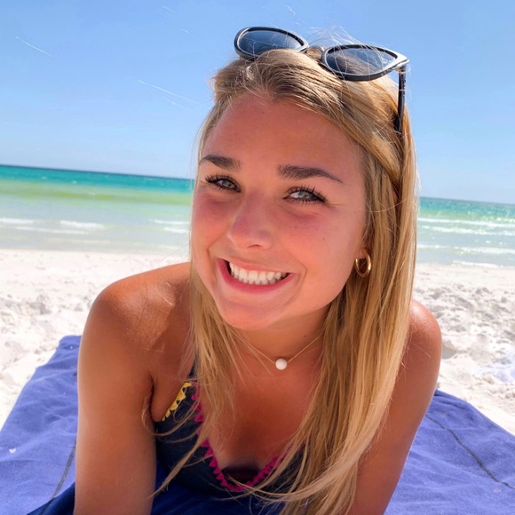 Meet the Posher Other - Meet your Posher, Mckenzie